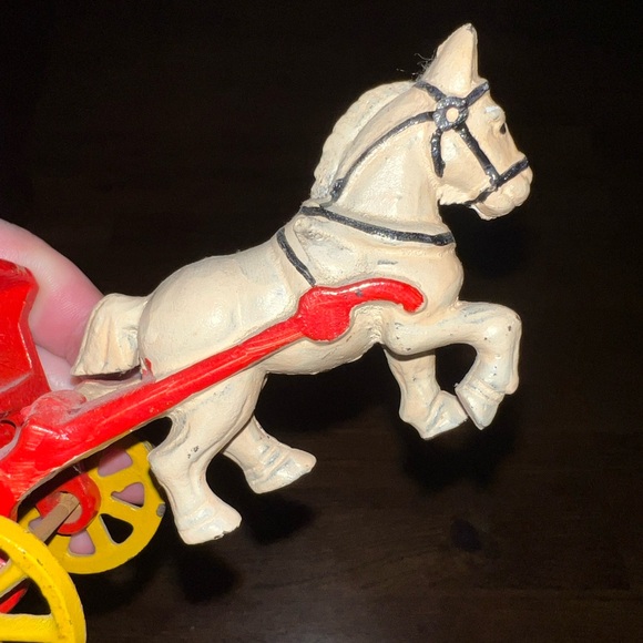 Vintage Cast Iron Red & Yellow Horse Drawn Wagon Figurine/ Decor Moving Wheels - Picture 9 of 12
